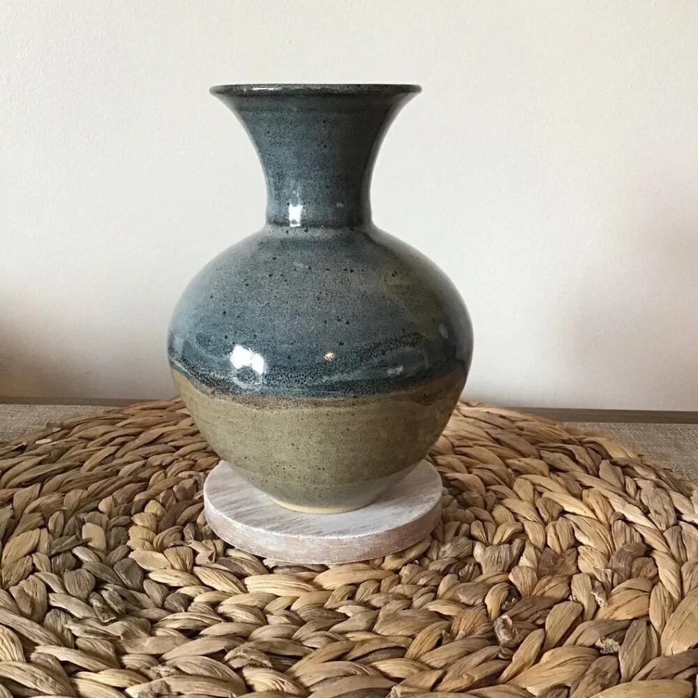 VTG Earth Tone Pottery Vase Planter Hand Thrown Blue/Brown Painted Glaze Signed